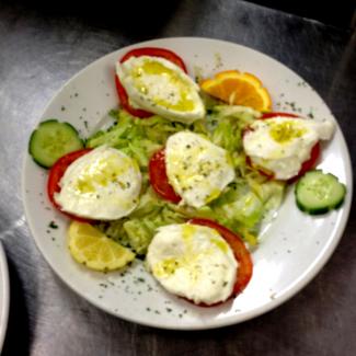 Salade caprese à la mozzarella di bufala