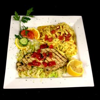 Tranche d’espadon sauce basilic Tranche d’espadon sauce basilic